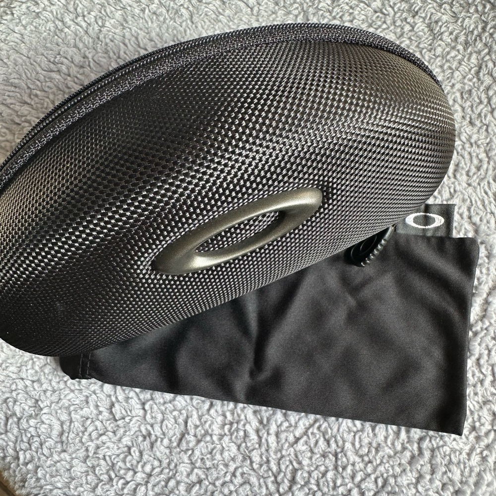 Oakley Hard Case